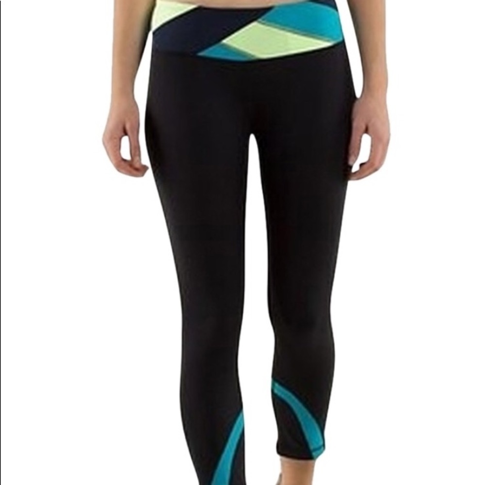 Black Lululemon crop leggings size 2